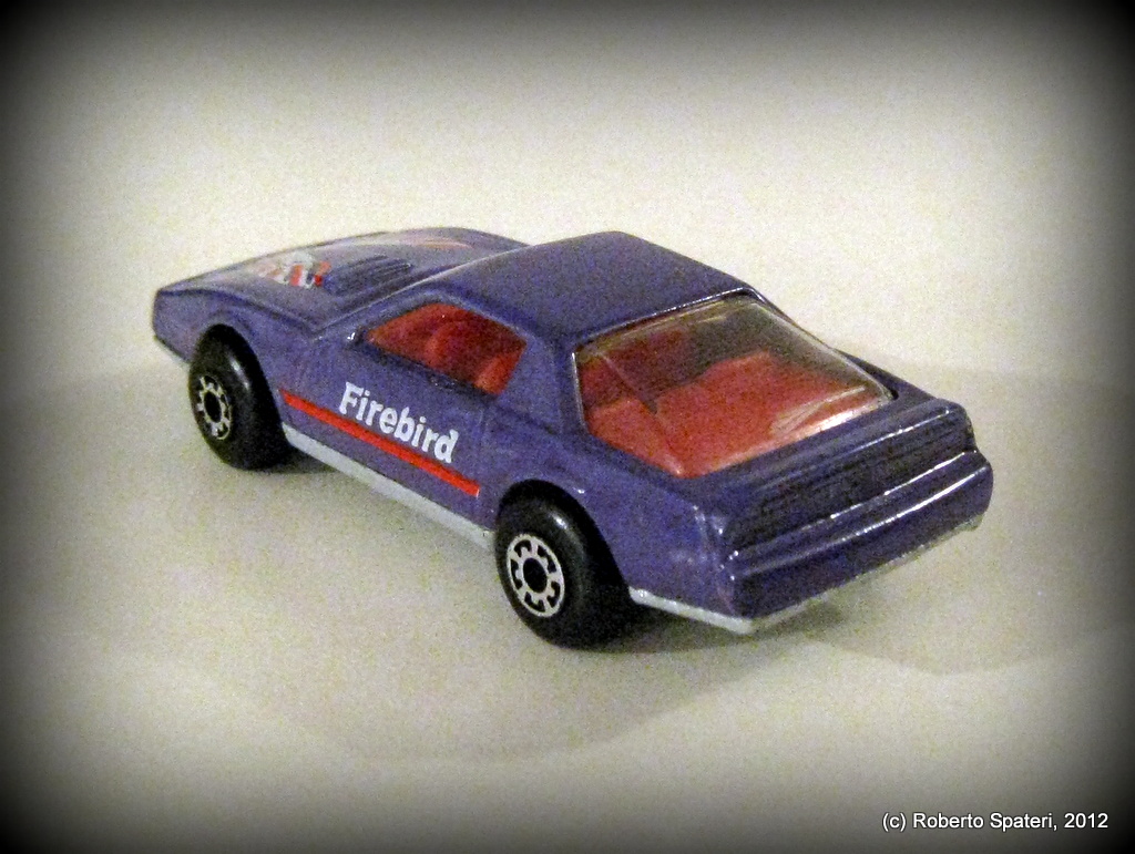 Matchbox Pontiac Firebird (n.MB-51)